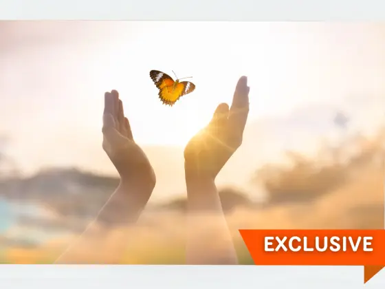آکاشک ریکارڈز کے ذریعے خود سے پیار کرنے کا ایک روحانی طریقہ تلاش کرنا